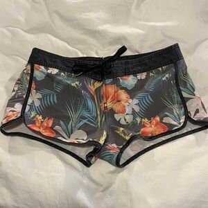 Rip Curl Surf Shorts Size Large Excellent Condition!